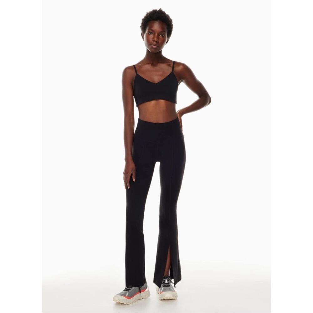 Aritzia TnAction BUTTER Split Hi-Rise Long Legging Flare Pants Black Size XS
